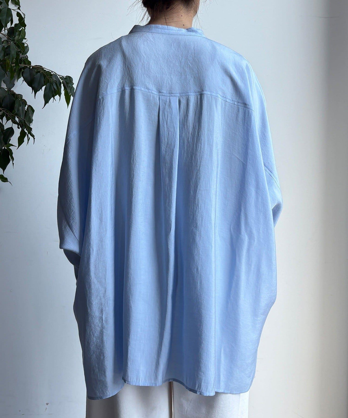 袖口羅紋蝙蝠袖V領襯衫