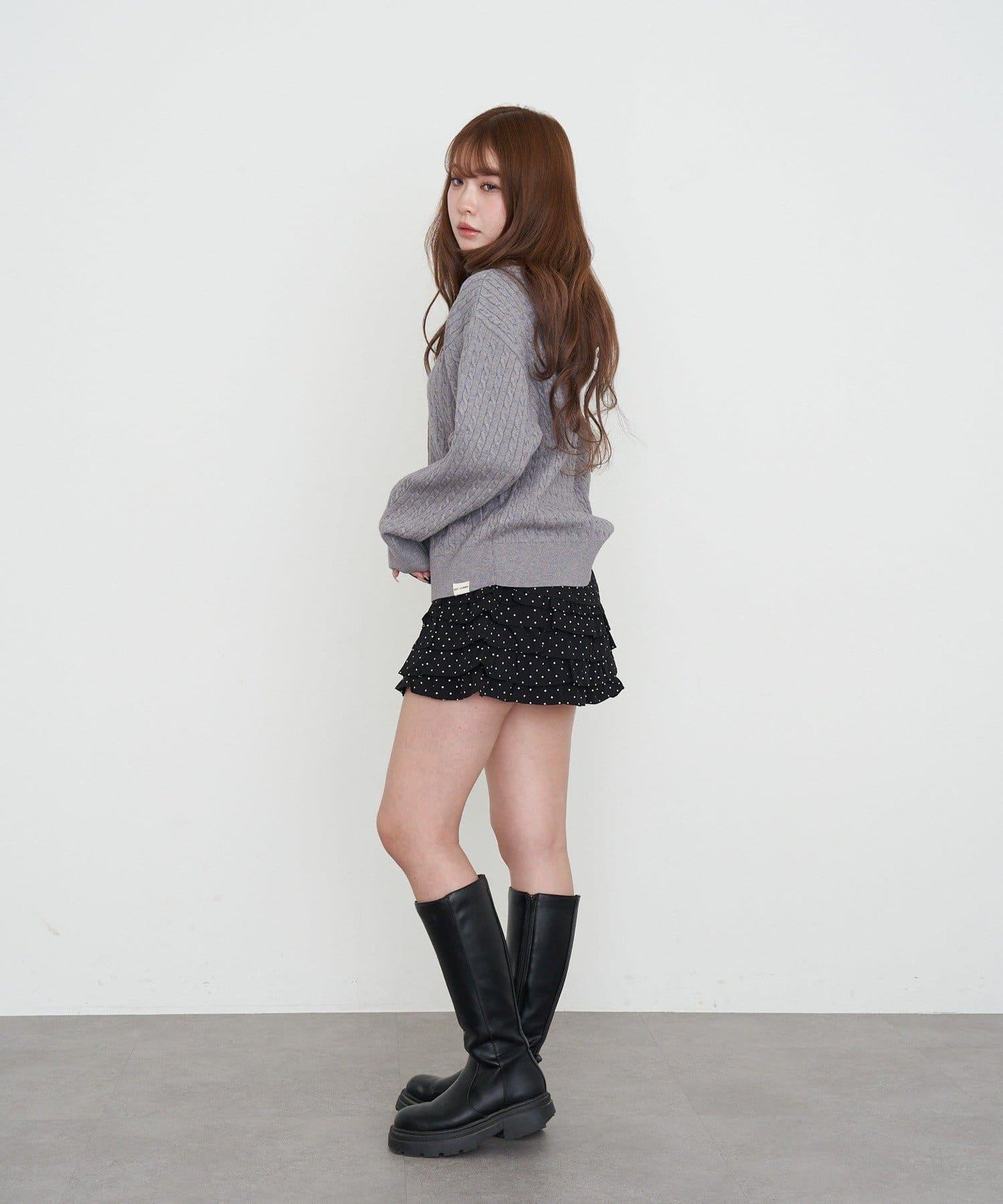 麻花紋胸部刺繡連帽衛衣