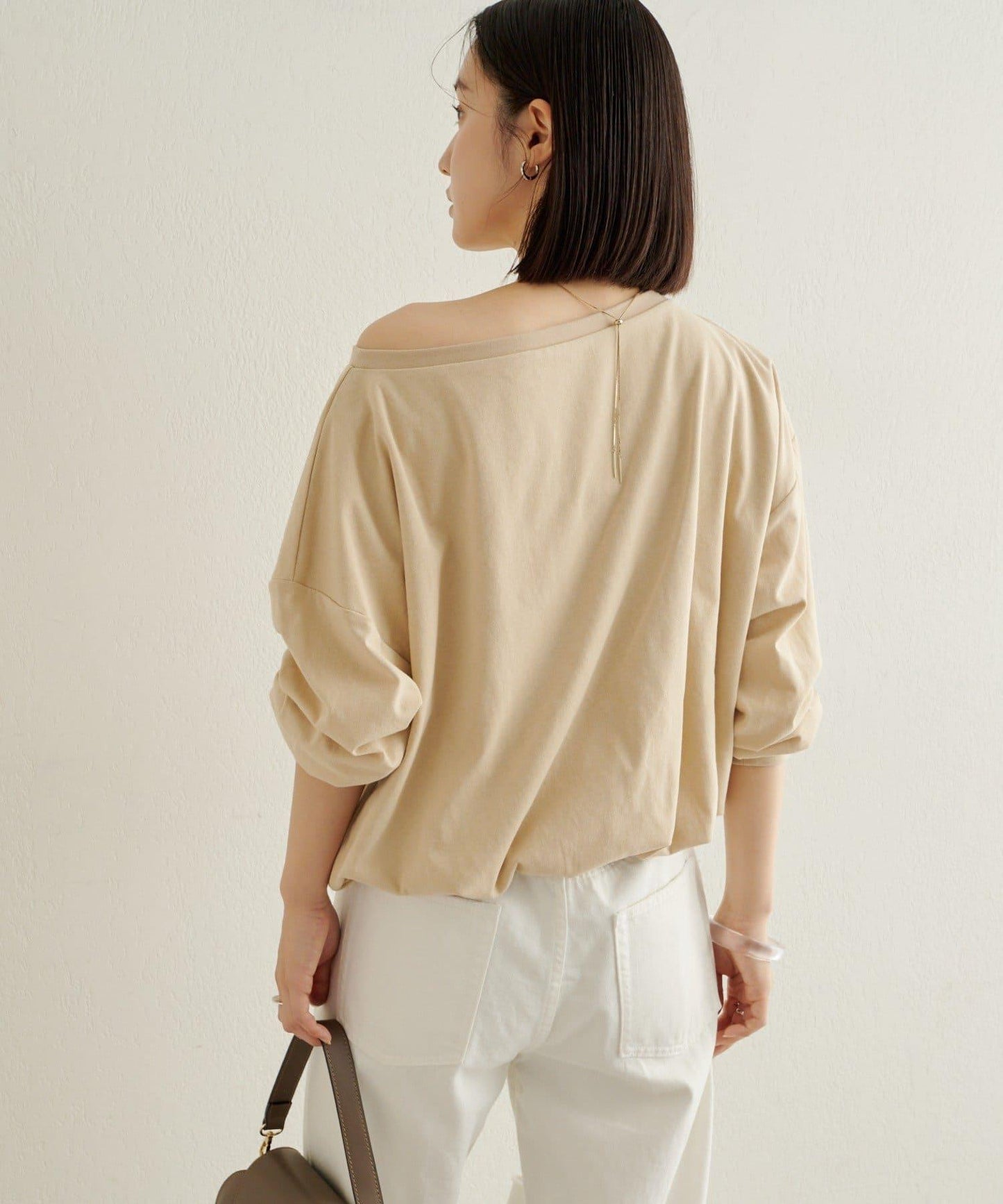 下襬泡泡長袖T恤