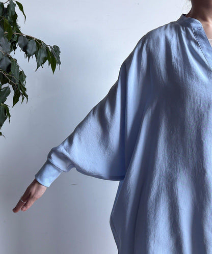 袖口羅紋蝙蝠袖V領襯衫