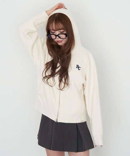 麻花紋胸部刺繡連帽衛衣