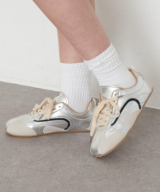 RAY CASSIN 側條紋設計 運動鞋