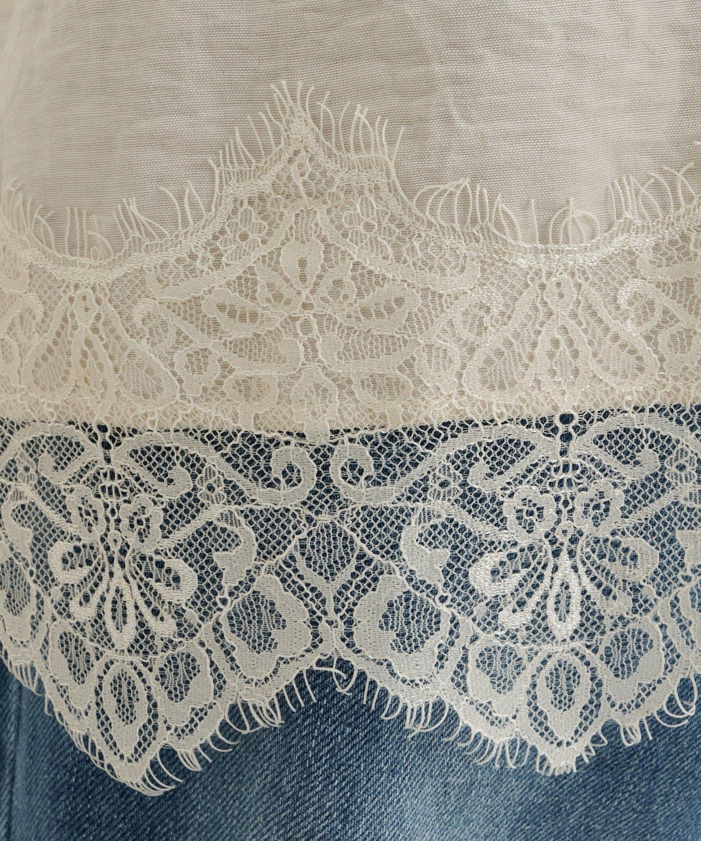 蕾絲吊帶長款上衣