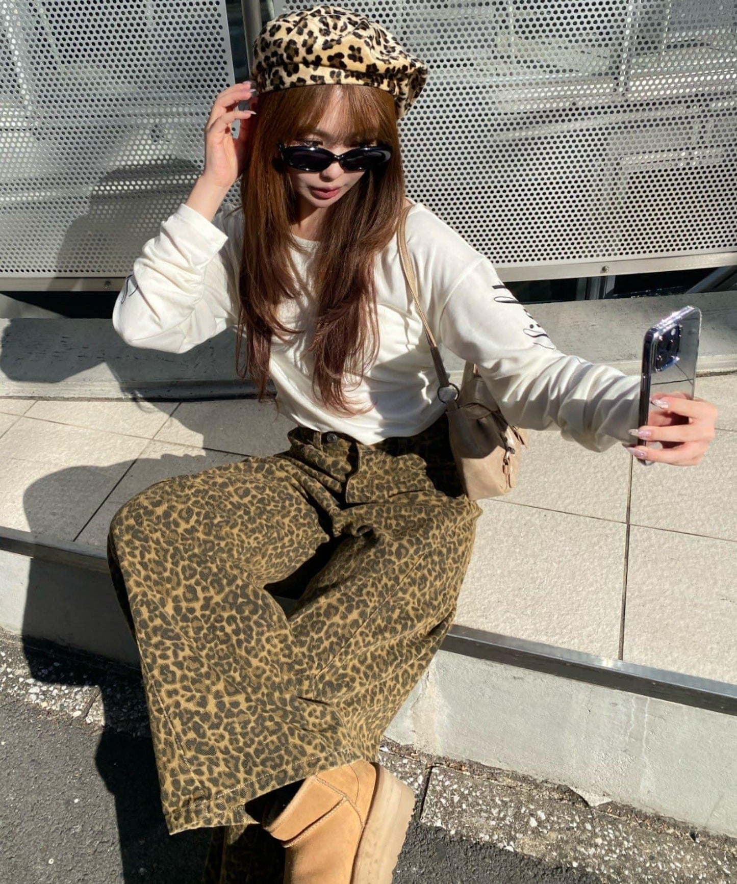 單肩印花長袖T恤