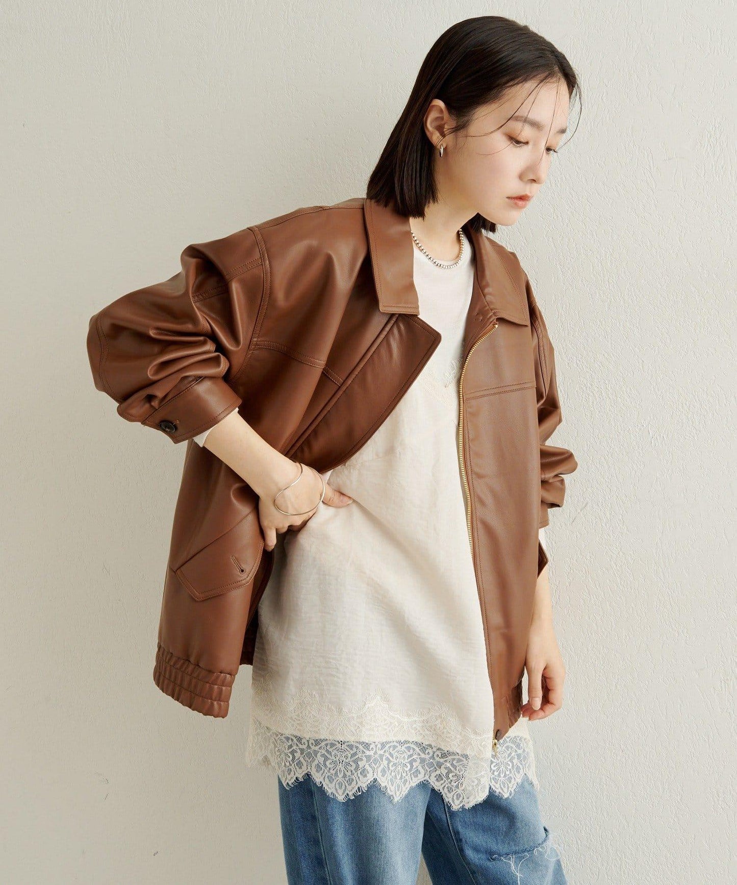 蕾絲吊帶長款上衣