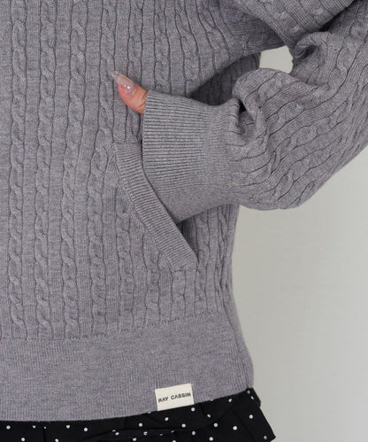 麻花紋胸部刺繡連帽衛衣