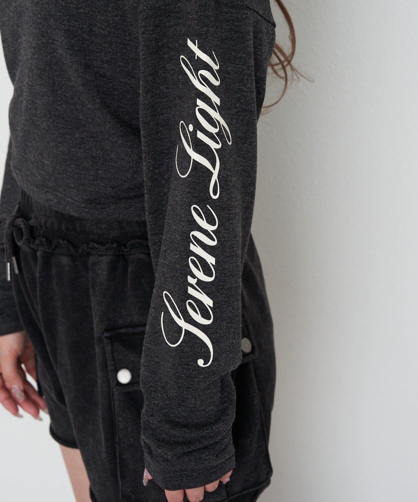 單肩印花長袖T恤