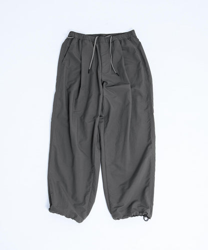 『UR TECH』尼龍塔夫綢長褲