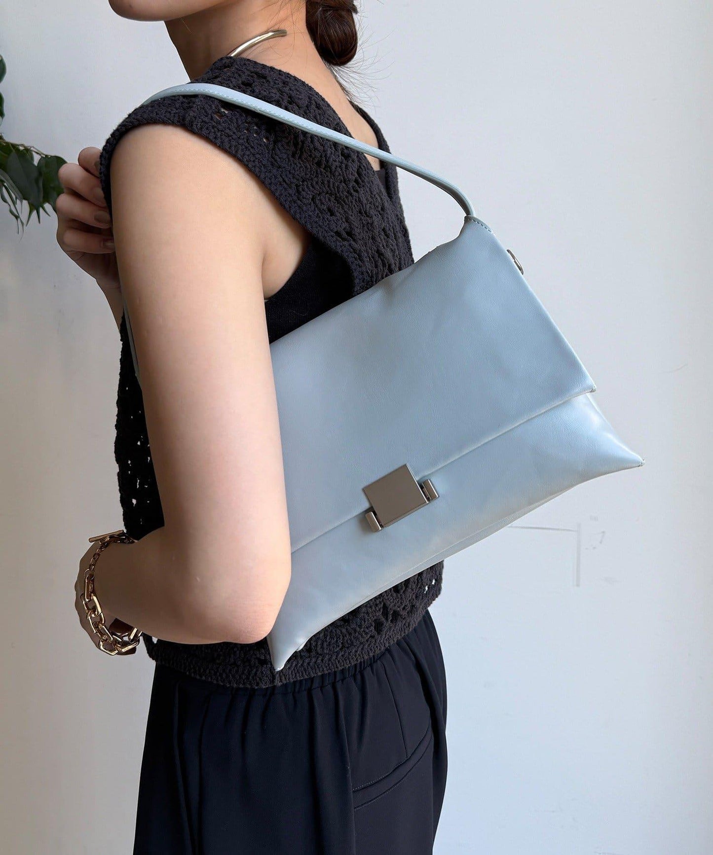 軟質翻蓋手提包