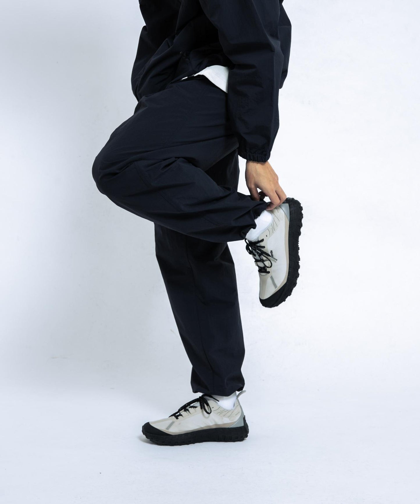 『UR TECH』尼龍塔夫綢長褲