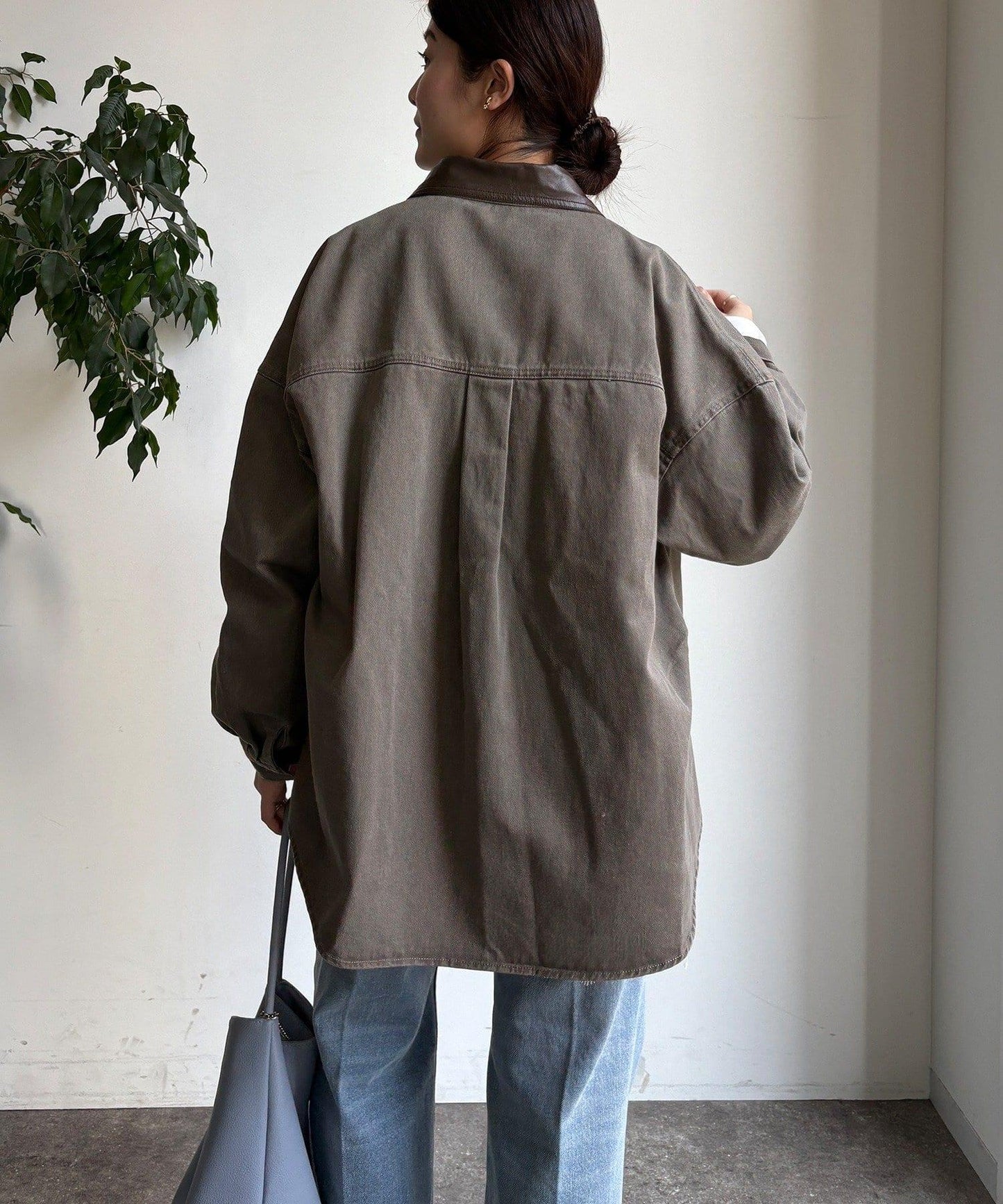 仿皮革翻領襯衫夾克