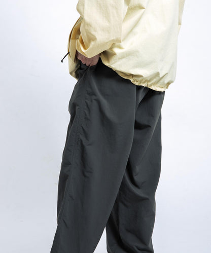 『UR TECH』尼龍塔夫綢長褲