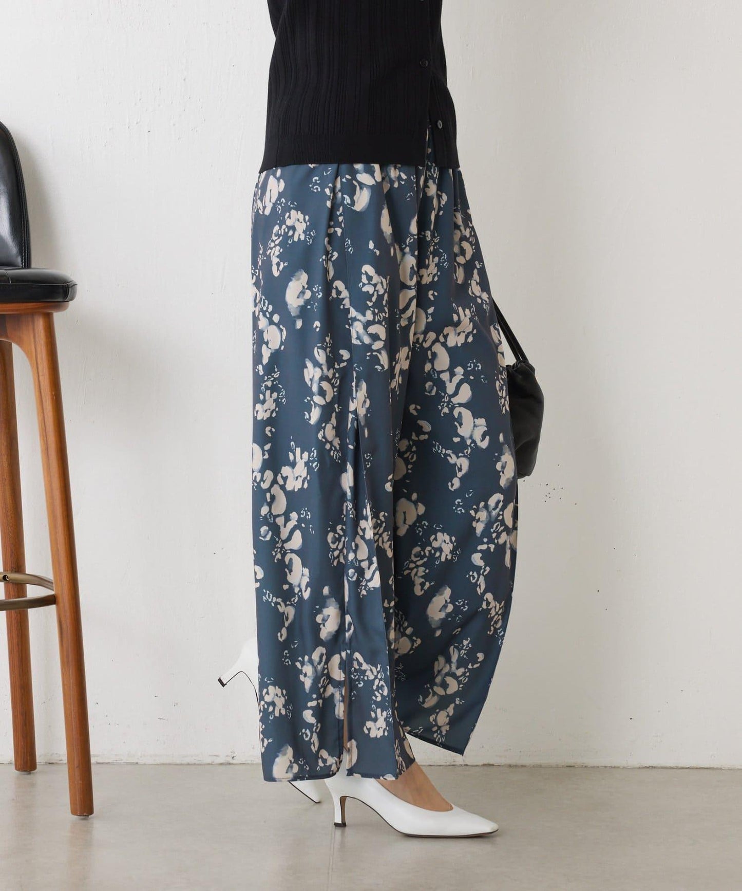 微妙花紋休閒褲