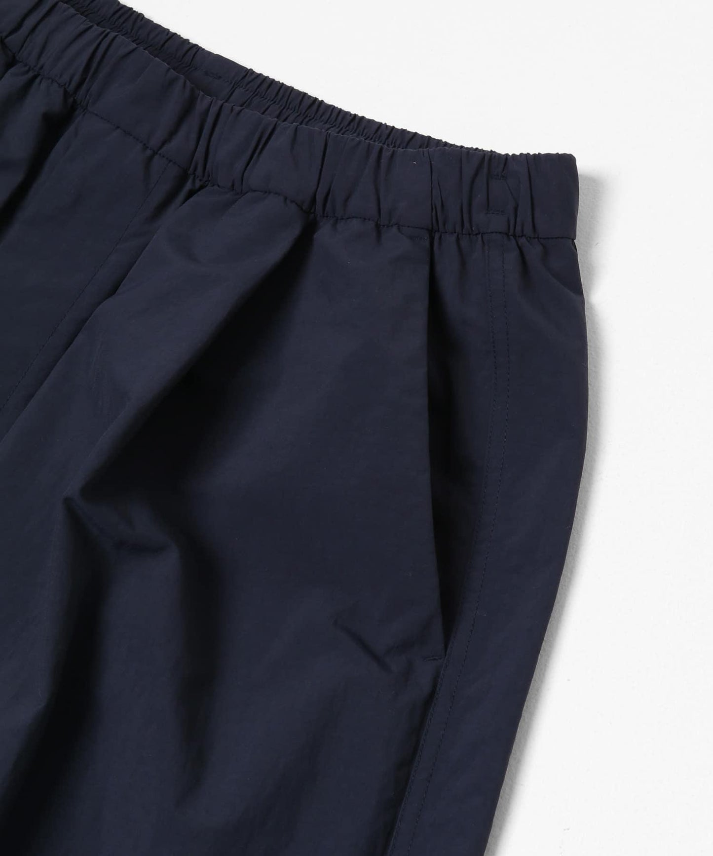 『UR TECH』尼龍塔夫綢長褲