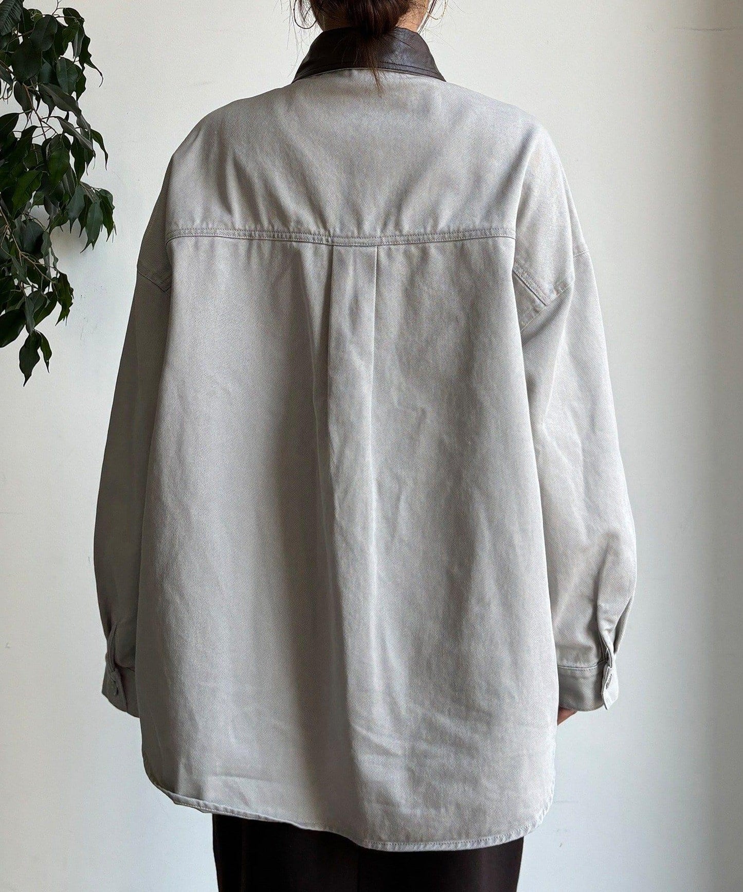 仿皮革翻領襯衫夾克