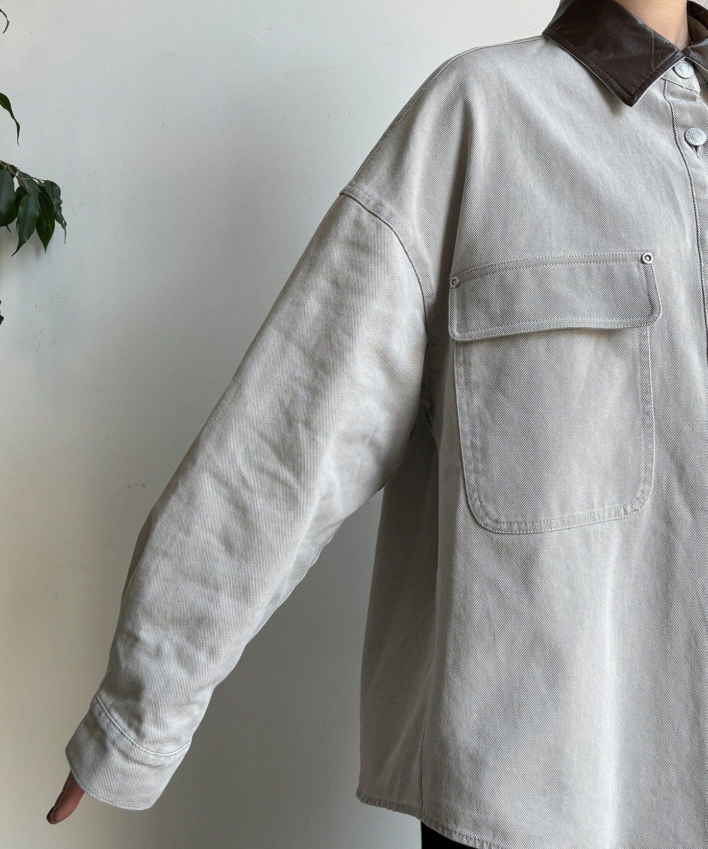 仿皮革翻領襯衫夾克