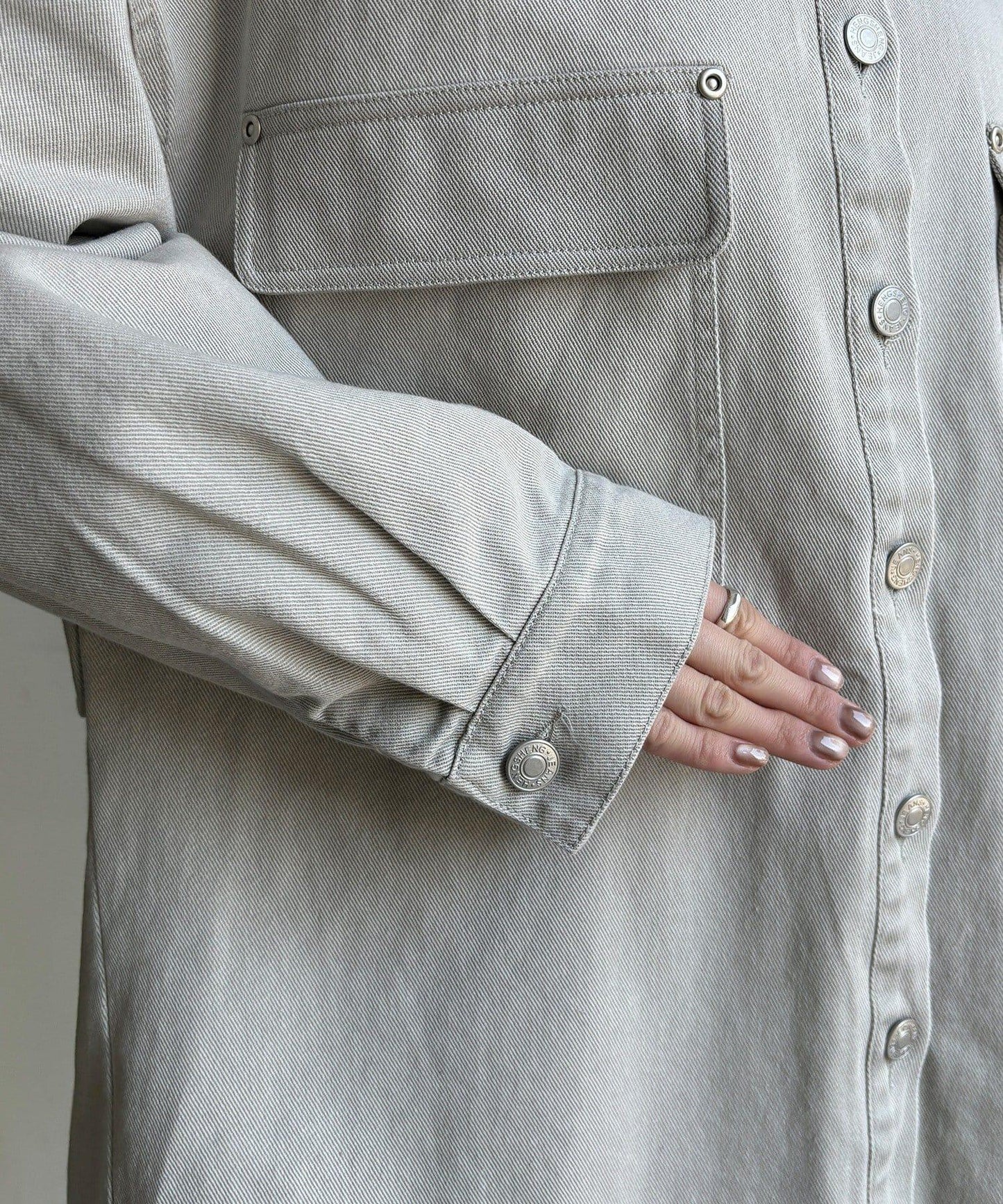 仿皮革翻領襯衫夾克