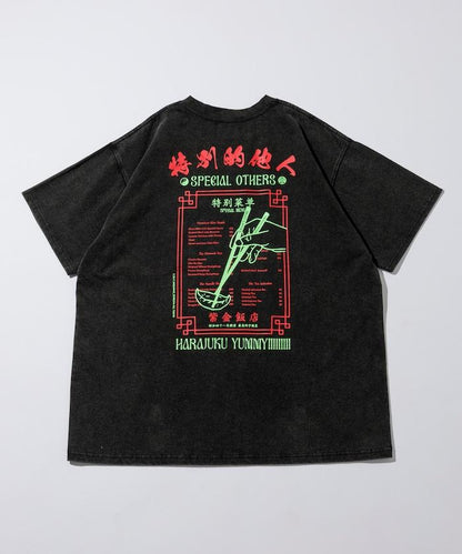 SPE × 紫金飯店 × FREAK'S 夜光背部印花圓領T恤