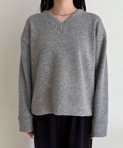 羅紋針織V領套頭衫