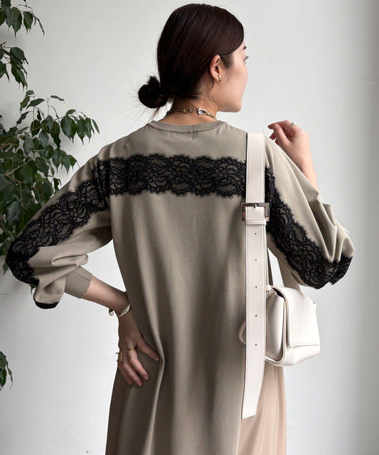 背部蕾絲拼接連衣裙