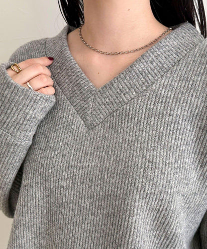 羅紋針織V領套頭衫