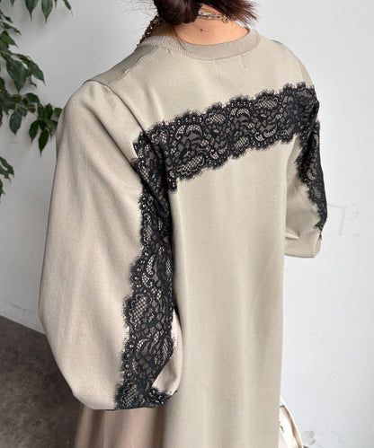 背部蕾絲拼接連衣裙