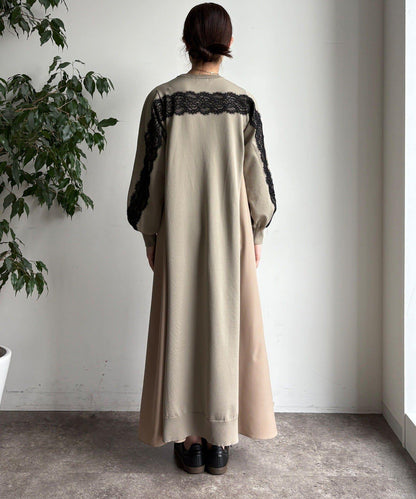 背部蕾絲拼接連衣裙