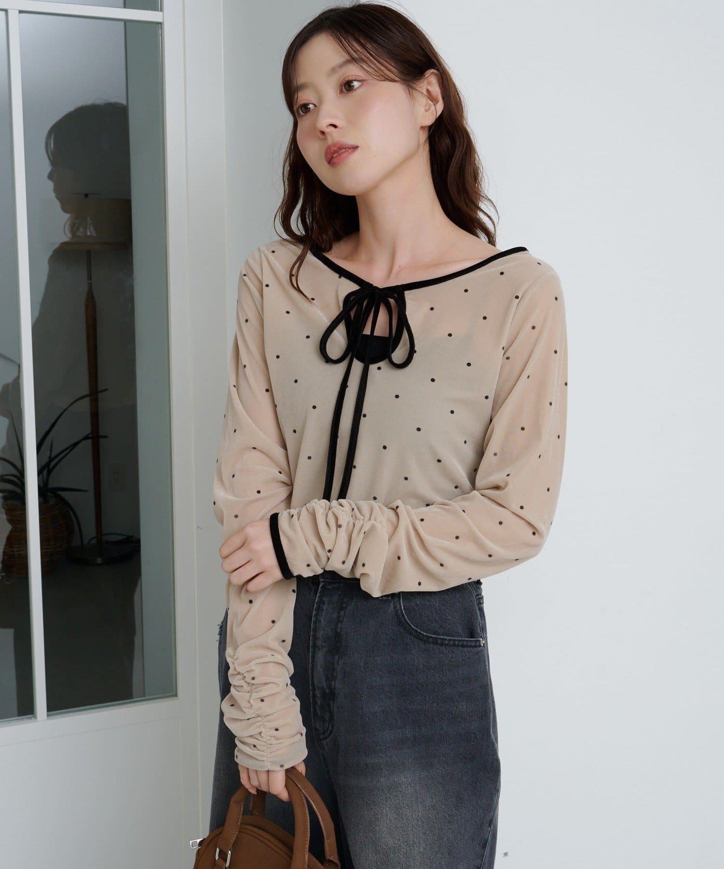 【前後兩穿】波點天鵝絨蝴蝶結套頭衫