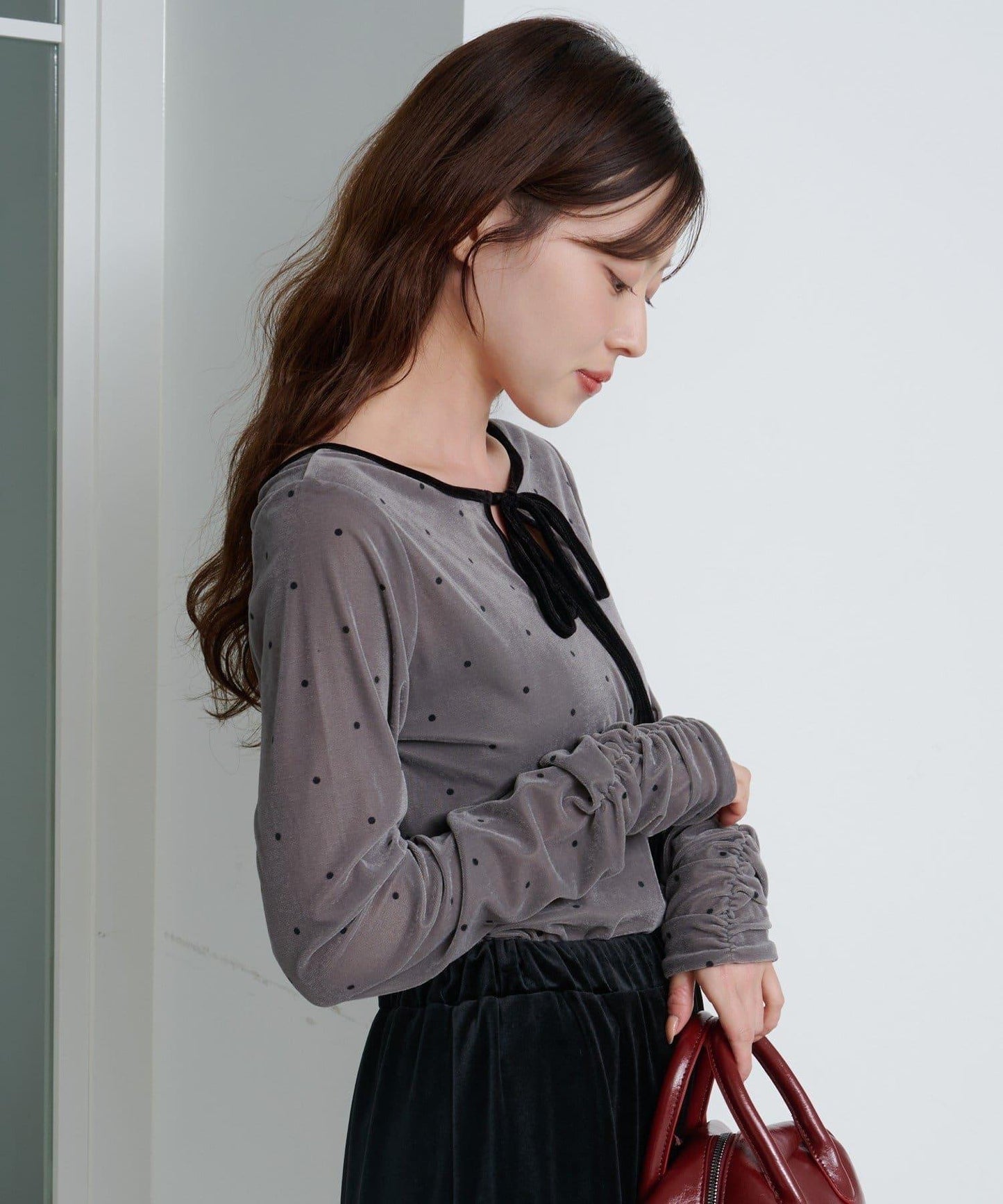 【前後兩穿】波點天鵝絨蝴蝶結套頭衫