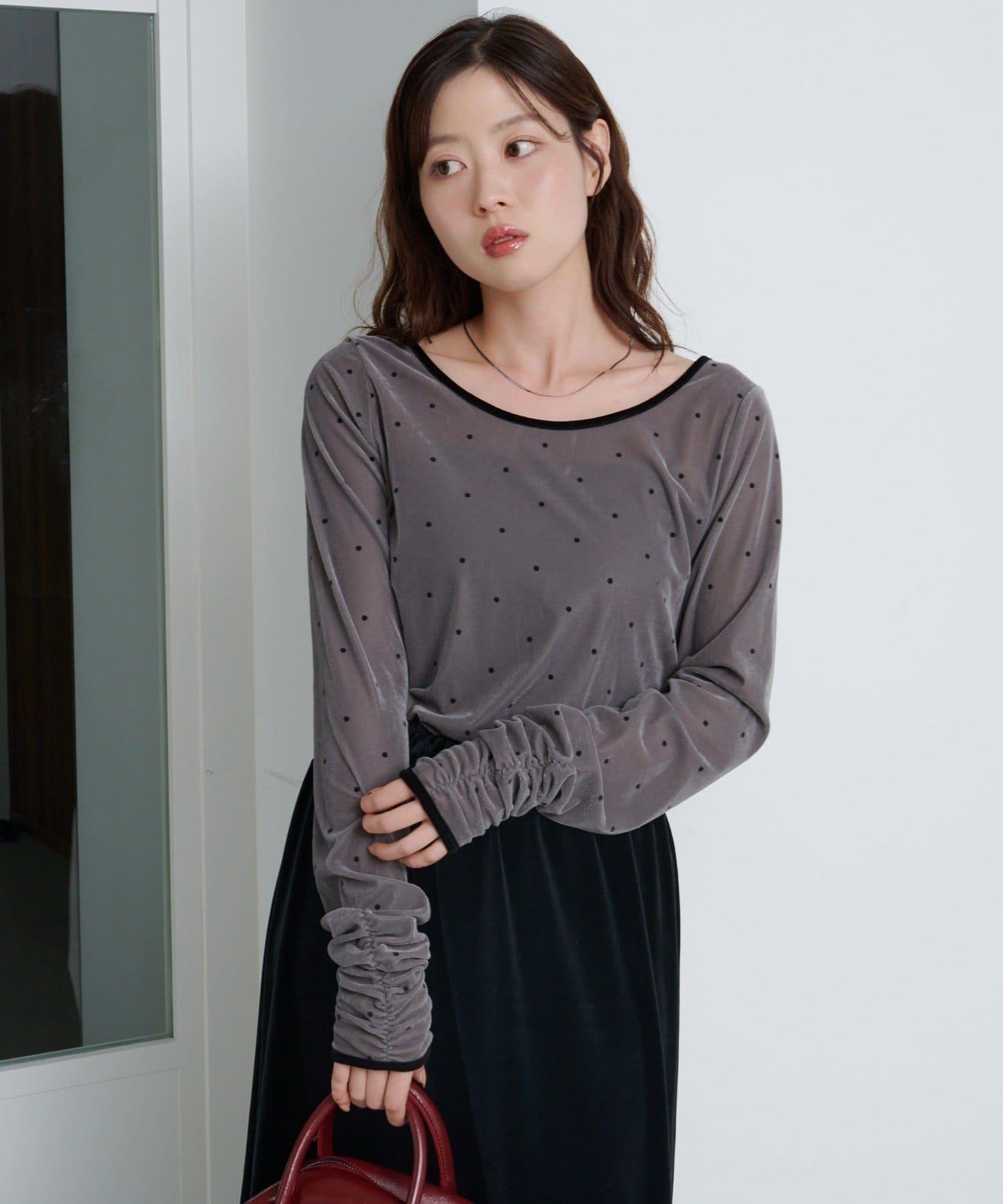【前後兩穿】波點天鵝絨蝴蝶結套頭衫