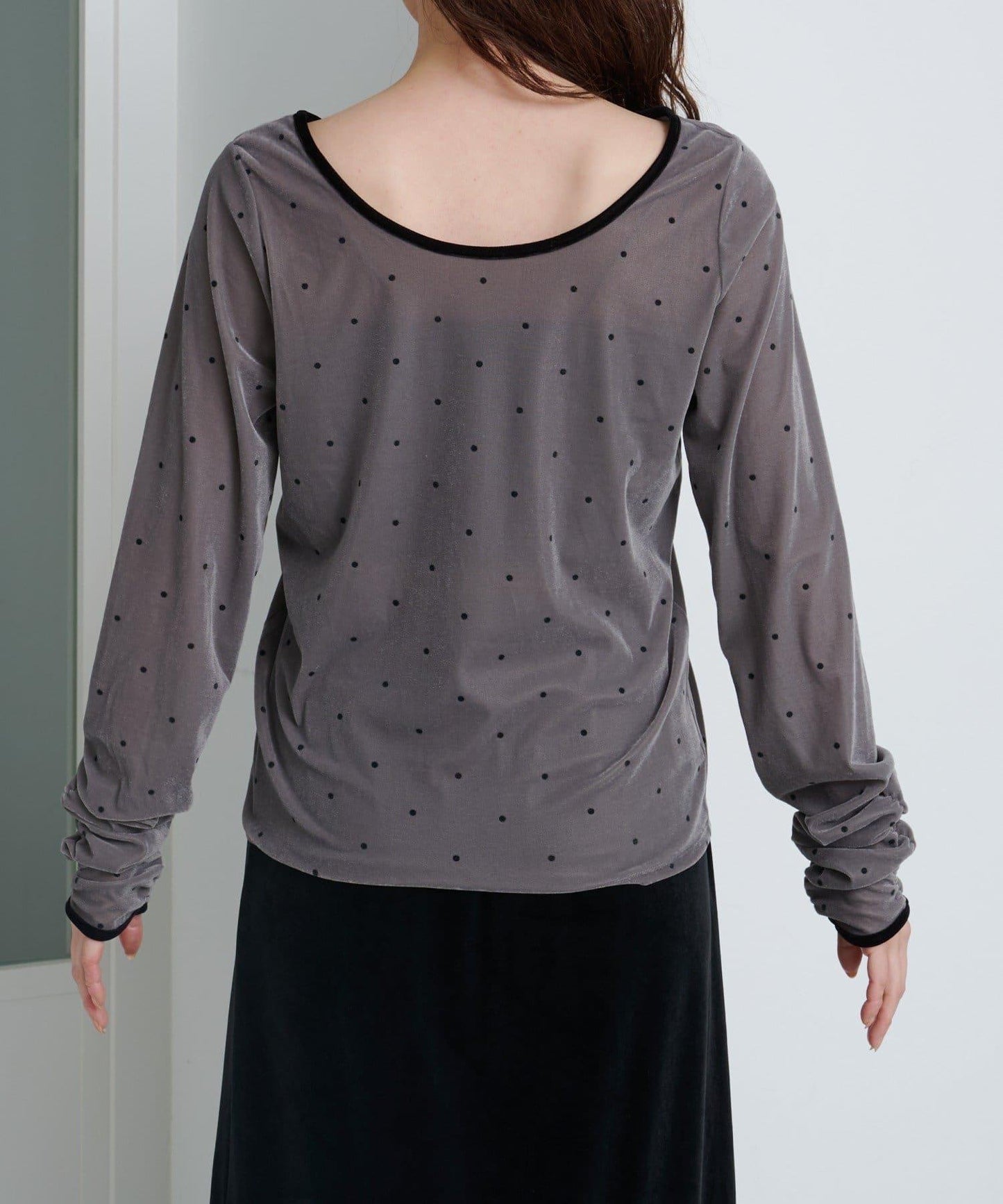 【前後兩穿】波點天鵝絨蝴蝶結套頭衫