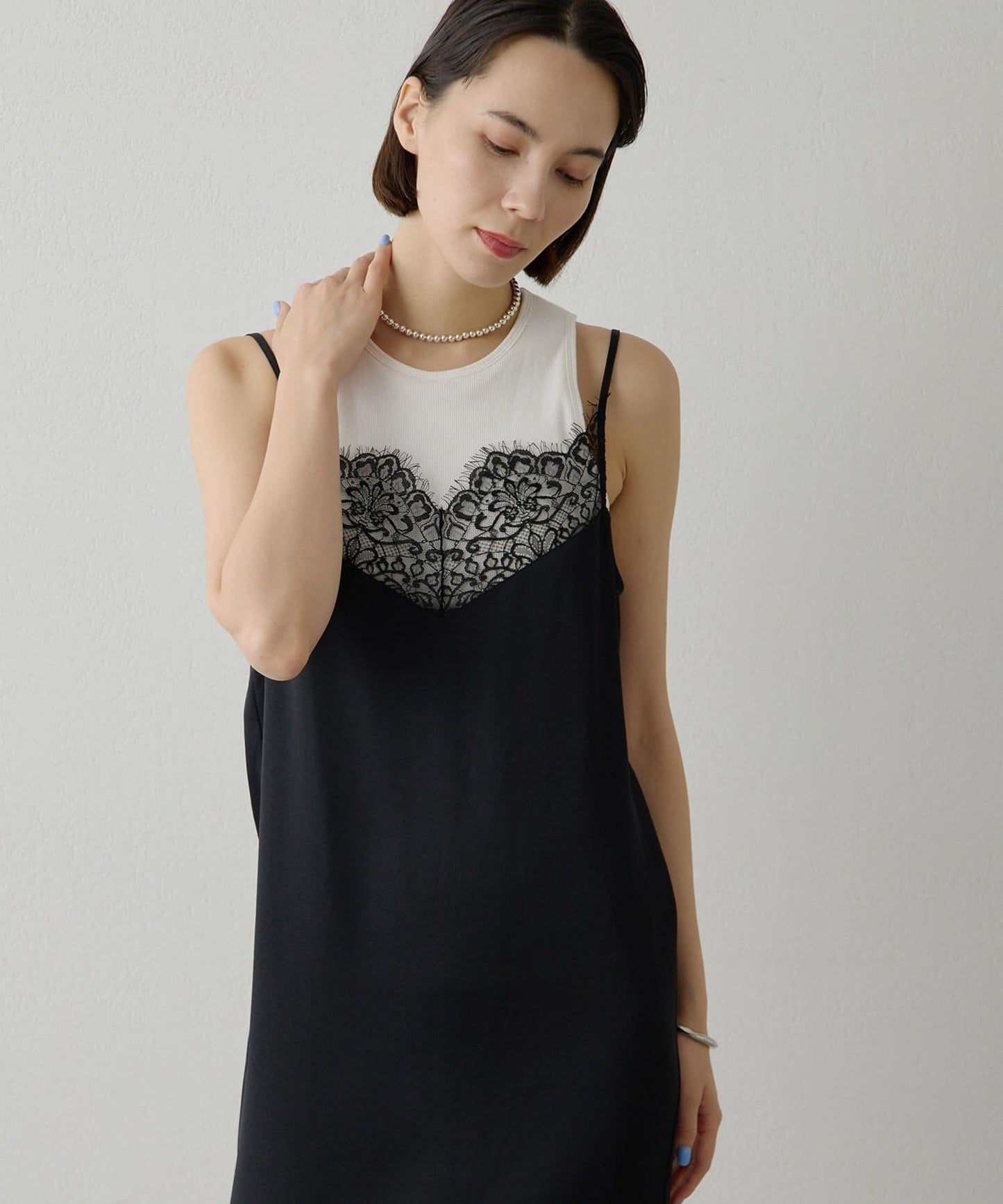 蕾絲長款吊帶裙