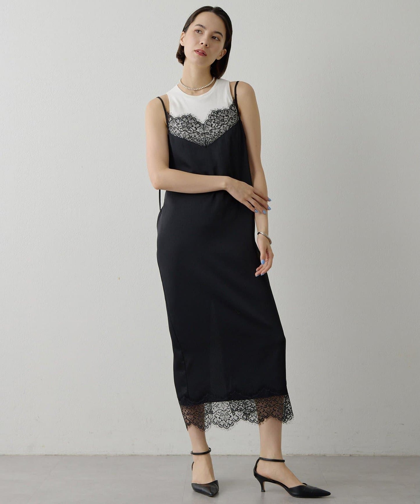 蕾絲長款吊帶裙