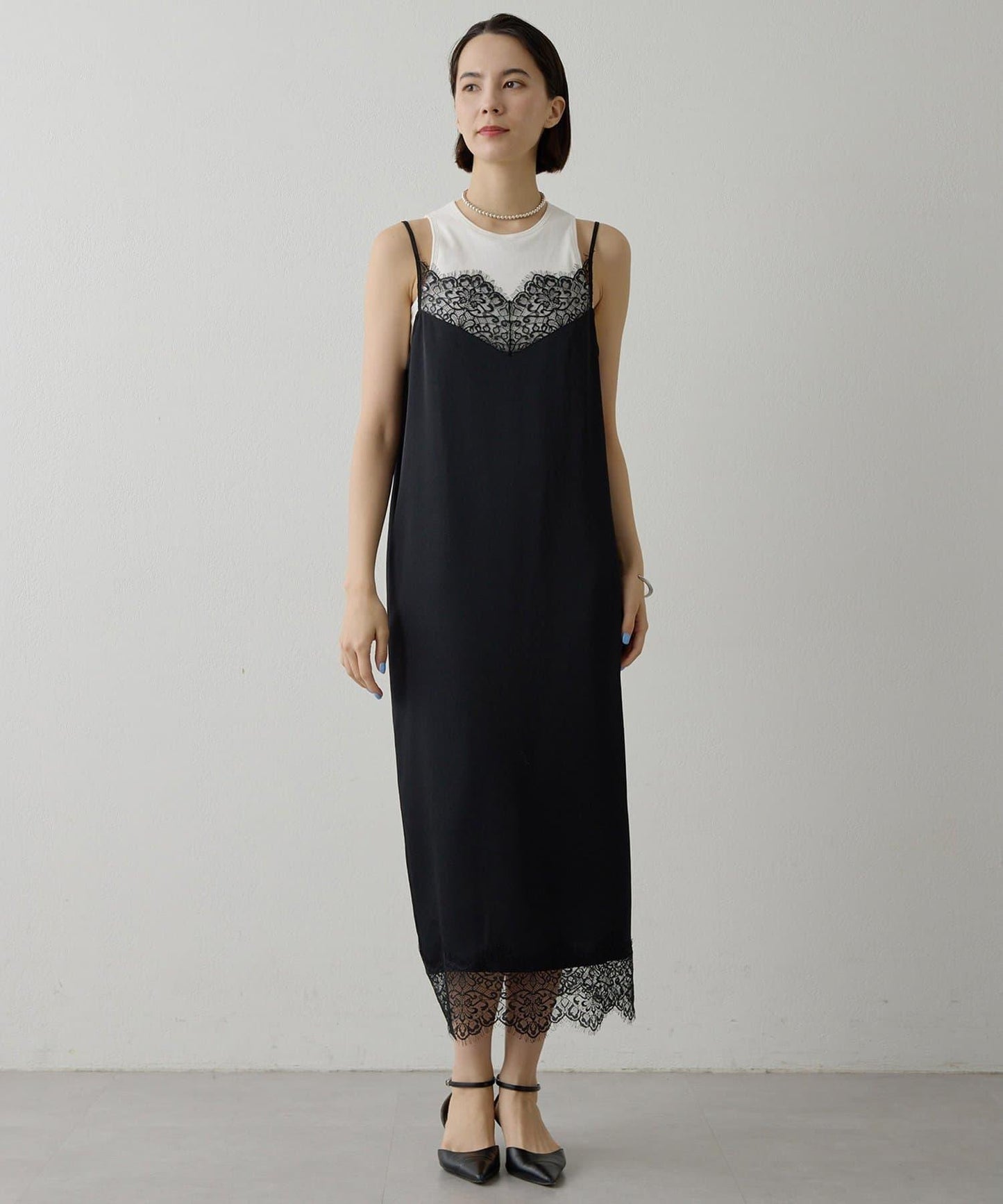 蕾絲長款吊帶裙