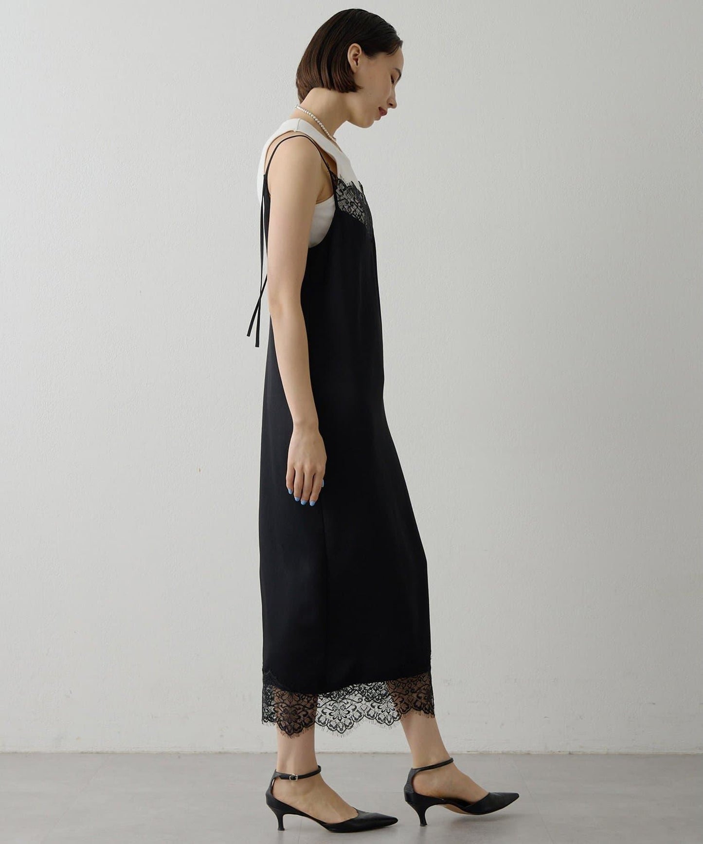 蕾絲長款吊帶裙