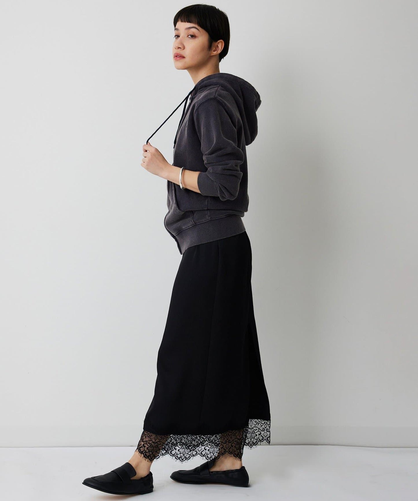 蕾絲長款吊帶裙