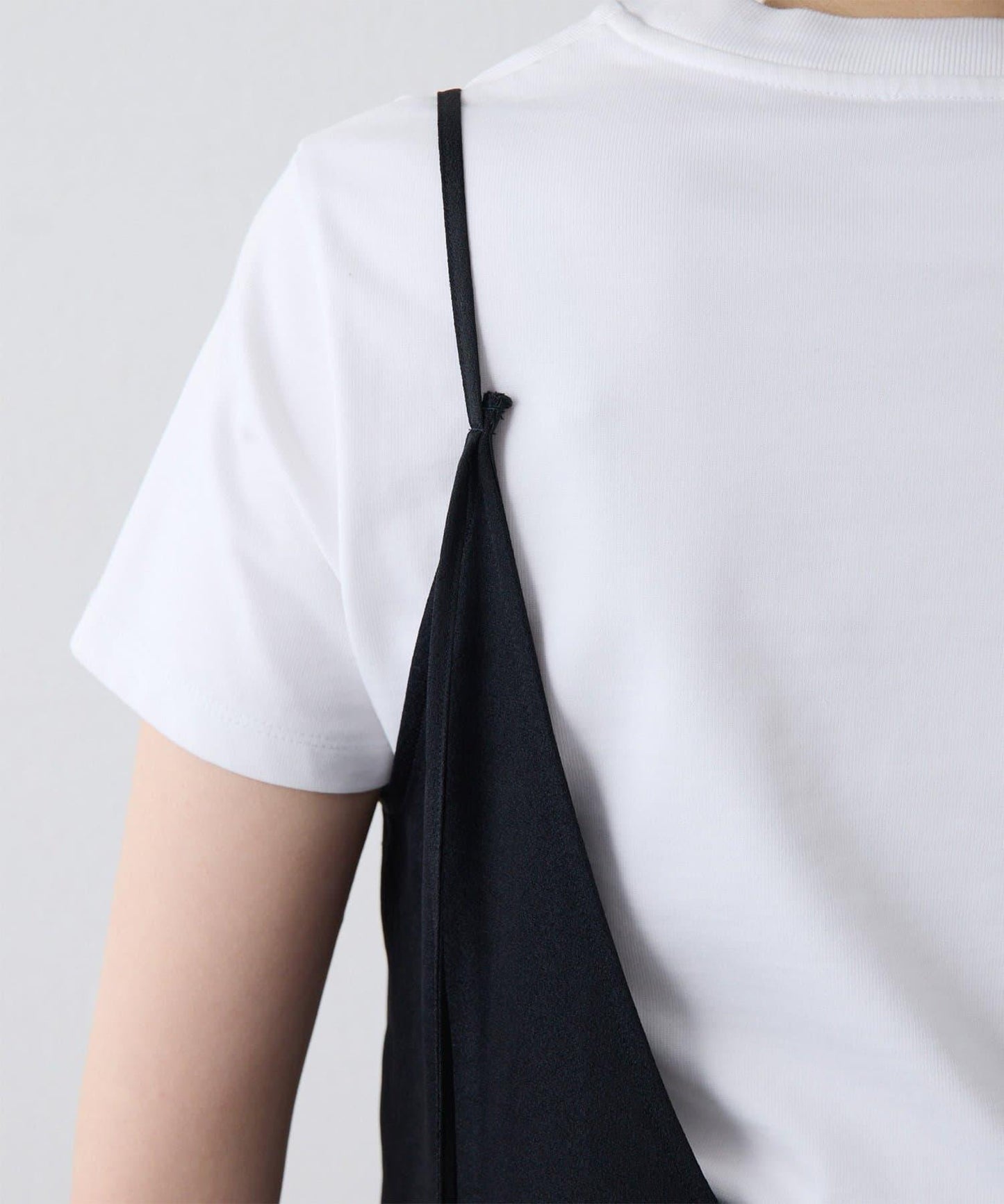 蕾絲長款吊帶裙