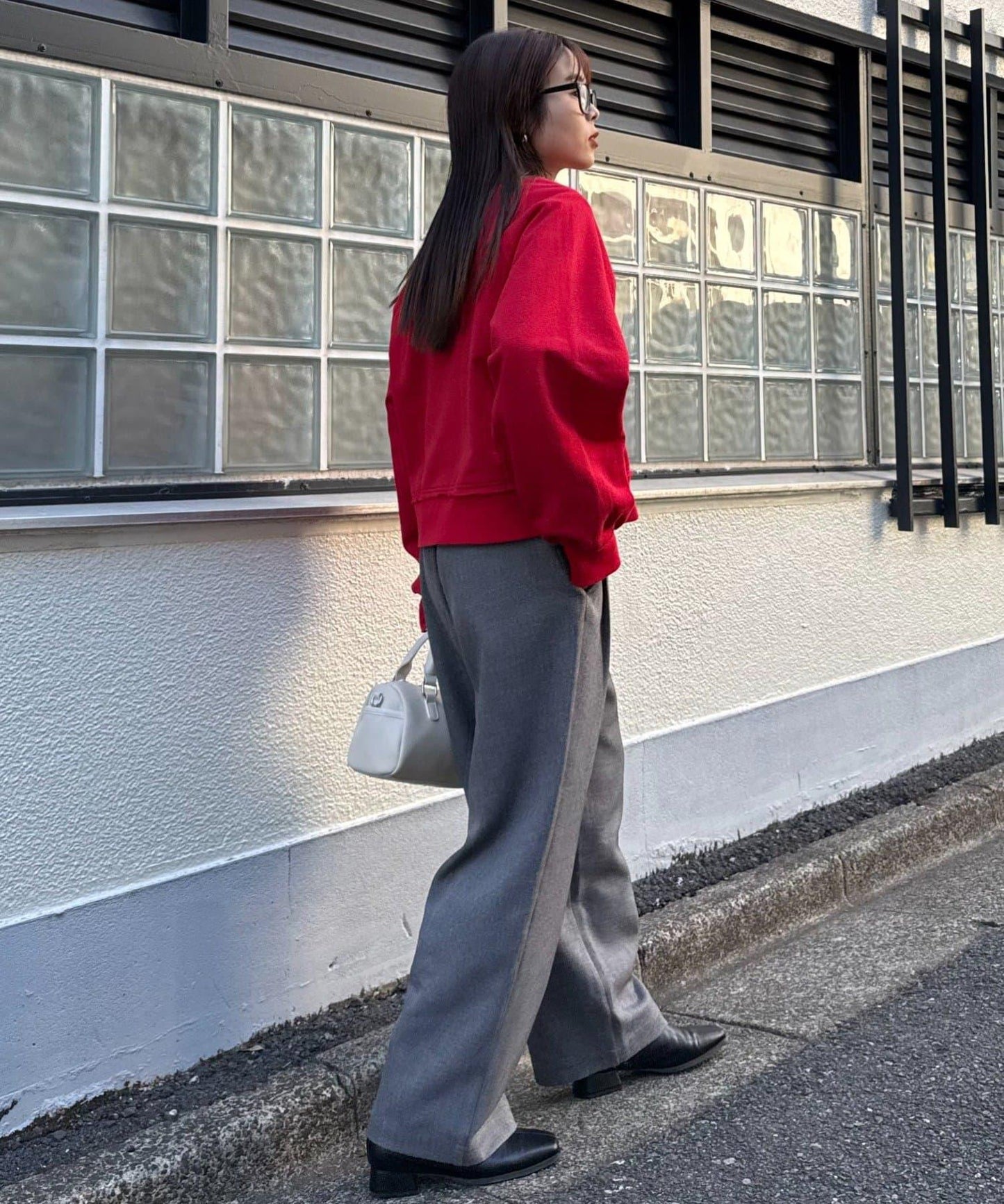 【顆粒感！】乾爽觸感LOGO衛衣