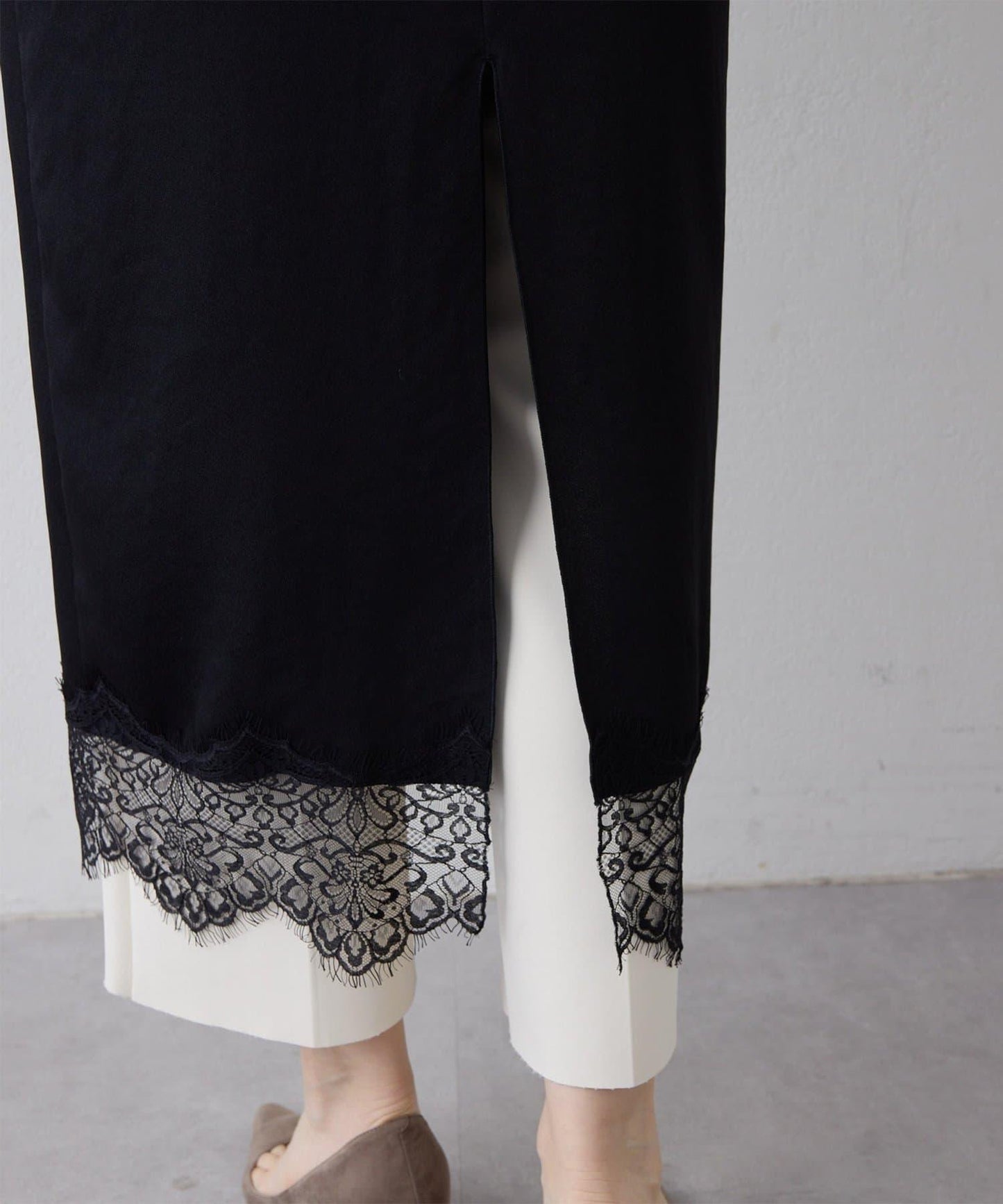 蕾絲長款吊帶裙