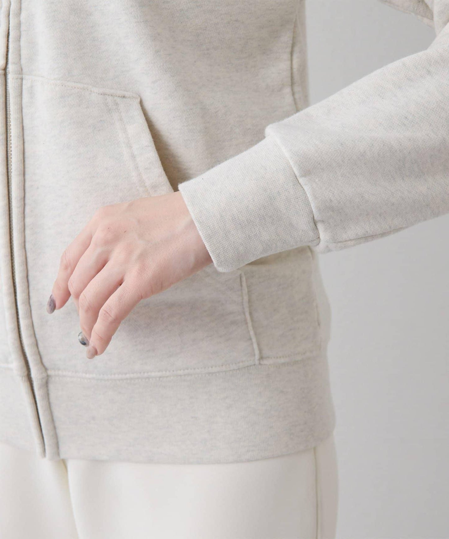 logo刺繡連帽衛衣