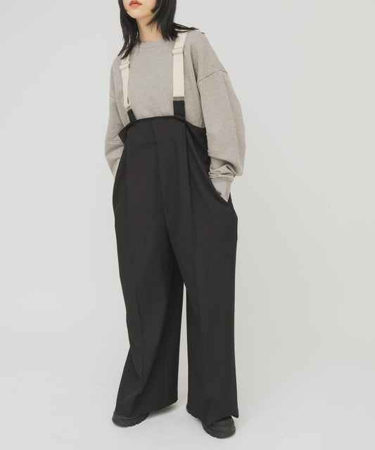 背部褶皺吊帶褲