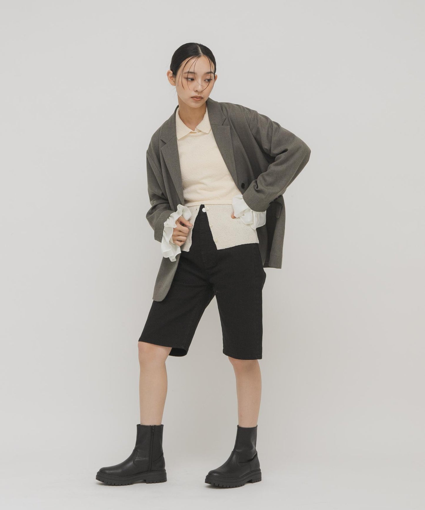 一部分色迷你圈圈紗疊穿針織襯衫