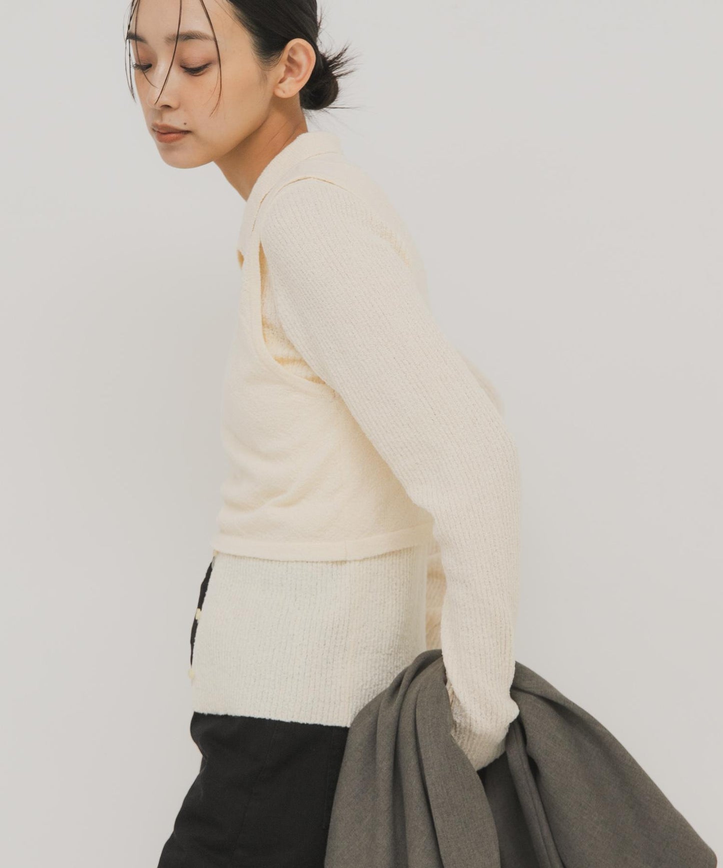 一部分色迷你圈圈紗疊穿針織襯衫