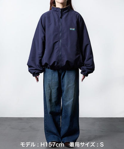 寬鬆版型尼龍抓絨可雙面穿立領夾克