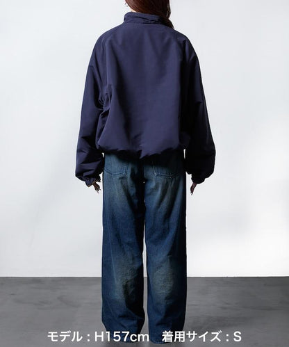 寬鬆版型尼龍抓絨可雙面穿立領夾克