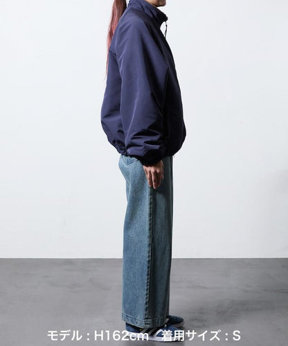 寬鬆版型尼龍抓絨可雙面穿立領夾克