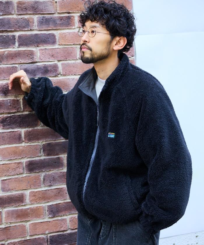 寬鬆版型尼龍抓絨可雙面穿立領夾克