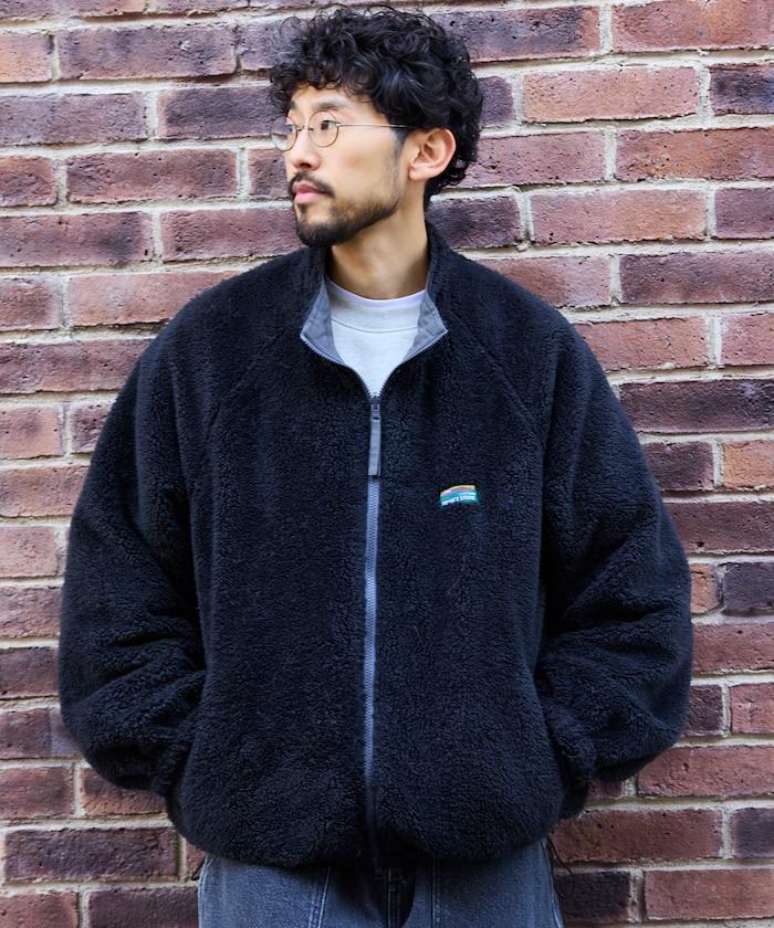 寬鬆版型尼龍抓絨可雙面穿立領夾克