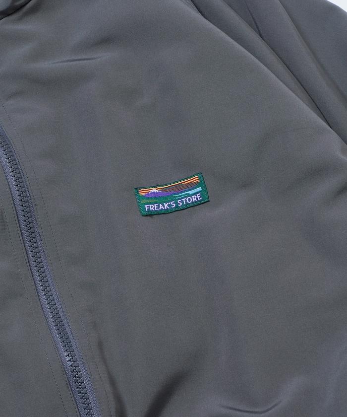 寬鬆版型尼龍抓絨可雙面穿立領夾克