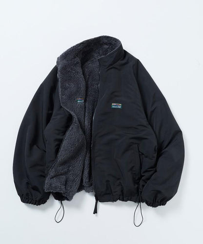 寬鬆版型尼龍抓絨可雙面穿立領夾克